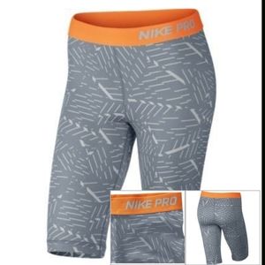 NWT Women's Nike Pro Shorts